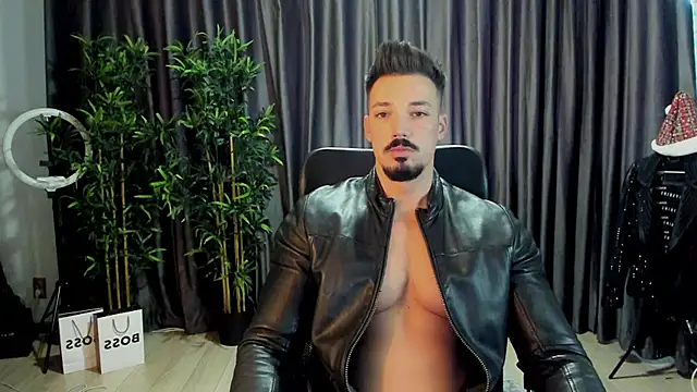 HaydenSpearss online show from 11.25.25