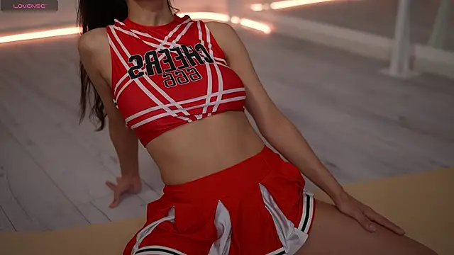 horny  land online show from 03.05.25