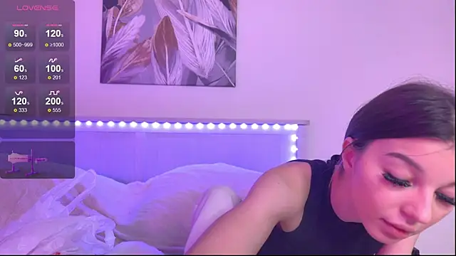 Snapshot of Veronica_leal chatting on 10.05.25 Veronica leal online show from 10.05.25