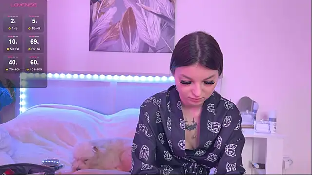 Snapshot of Veronica_leal chatting on 10.27.25 Veronica leal online show from 10.27.25