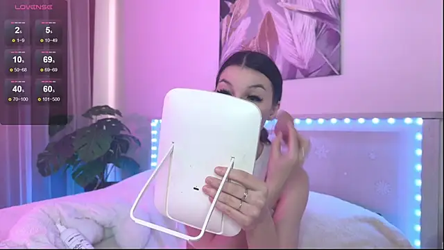 Veronica leal online show from 04.22.26