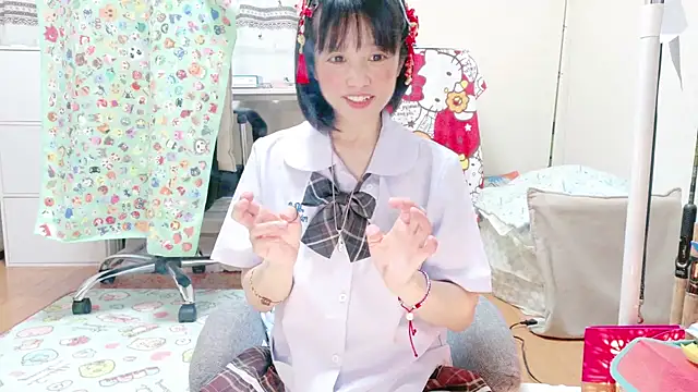 Snapshot of renapiyon8182 chatting on 06.26.26 renapiyon8182 online show from 06.26.26