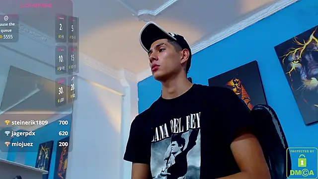 Snapshot of Valerio_20 chatting on 12.26.24 Valerio 20 online show from 12.26.24