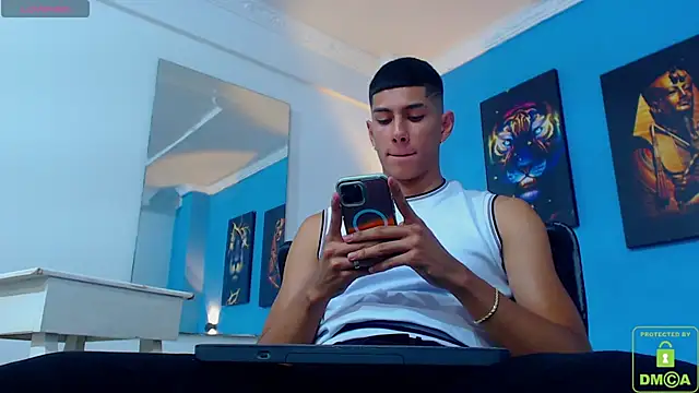 Snapshot of Valerio_20 chatting on 01.17.25 Valerio 20 online show from 01.17.25