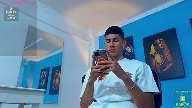 Snapshot of Valerio_20 chatting on 01.28.25 Valerio 20 online show from 01.28.25