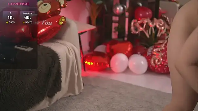 Snapshot of AvaReedX chatting on 02.14.25 AvaReedX online show from 02.14.25