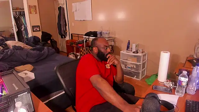 MrChuckDailyXXX online show from 01.27.25