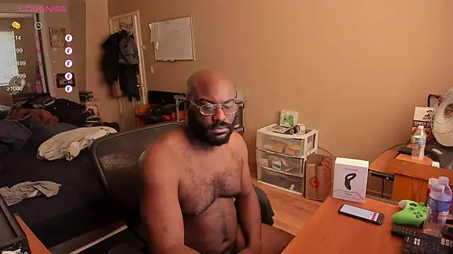 MrChuckDailyXXX online show from 03.03.25