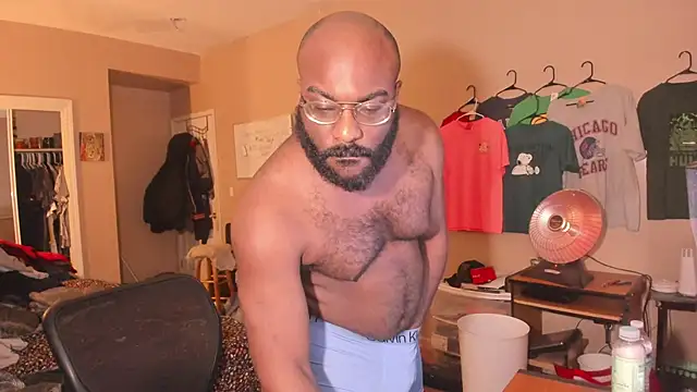 MrChuckDailyXXX online show from 01.13.26