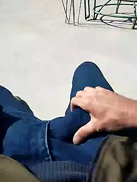 Snapshot of murokkk31 chatting on 02.26.25 murokkk31 online show from 02.26.25