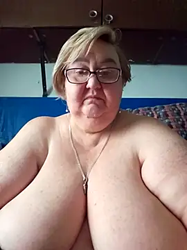 Awn290668 online show from 09.20.25