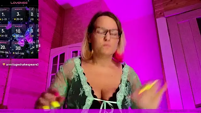 EVAshinyGIRL online show from 02.23.25