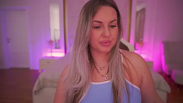 KiraCandyS online show from 02.11.26