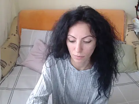 Emmatoo online show from 11.13.25