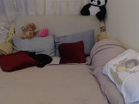 Emmatoo online show from 12.19.25