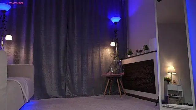 Amely Young online show from 02.02.26