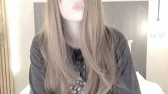 Snapshot of celestica_rose chatting on 06.05.26 celestica rose online show from 06.05.26