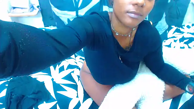 SAVAGExBOO online show from 01.01.25