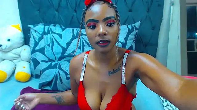 SAVAGExBOO online show from 01.12.25