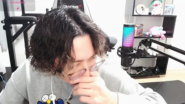 Shizukuu online show from 03.16.25