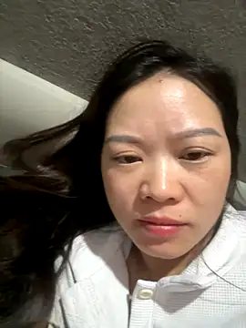 Snapshot of Hellen_111 chatting on 11.02.25 Hellen 111 online show from 11.02.25