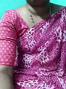 Snapshot of kasmika_kasmika chatting on 12.18.24 kasmika kasmika online show from 12.18.24