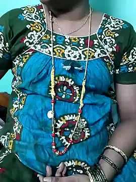 Snapshot of kasmika_kasmika chatting on 12.18.24 kasmika kasmika online show from 12.18.24