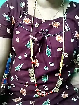 Snapshot of kasmika_kasmika chatting on 12.21.24 kasmika kasmika online show from 12.21.24