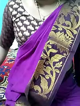 Snapshot of kasmika_kasmika chatting on 12.25.24 kasmika kasmika online show from 12.25.24