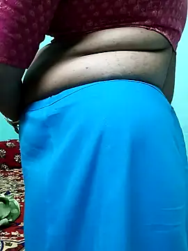 Snapshot of kasmika_kasmika chatting on 02.05.25 kasmika kasmika online show from 02.05.25