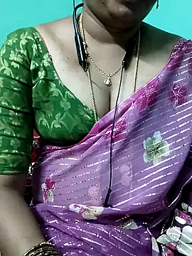 Snapshot of kasmika_kasmika chatting on 02.06.25 kasmika kasmika online show from 02.06.25