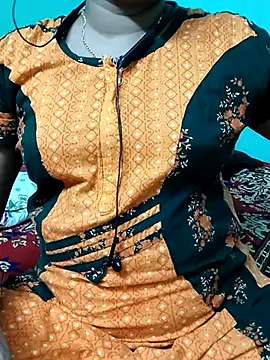 Snapshot of kasmika_kasmika chatting on 02.16.25 kasmika kasmika online show from 02.16.25