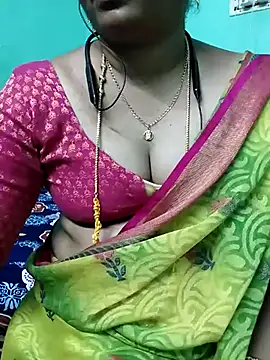 Snapshot of kasmika_kasmika chatting on 03.16.25 kasmika kasmika online show from 03.16.25