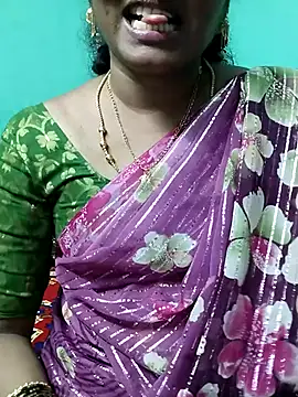 Snapshot of kasmika_kasmika chatting on 03.17.25 kasmika kasmika online show from 03.17.25