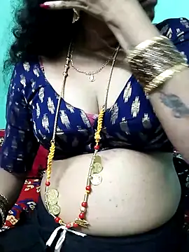 Snapshot of kasmika_kasmika chatting on 03.21.25 kasmika kasmika online show from 03.21.25