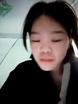 Snapshot of ltysl chatting on 12.15.24 ltysl online show from 12.15.24