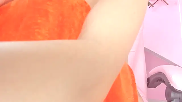 Snapshot of meribeth303av chatting on 03.04.25 meribeth303av online show from 03.04.25