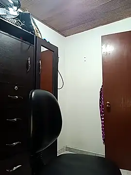 Snapshot of tetasgrandes_karol chatting on 01.16.25 tetasgrandes karol online show from 01.16.25