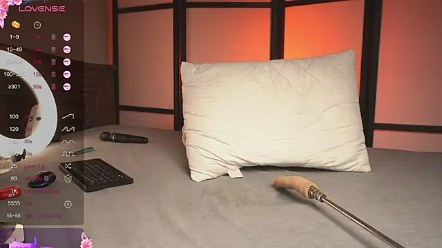 Snapshot of Saominya chatting on 09.20.25 Saominya online show from 09.20.25