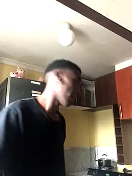 Snapshot of SmallGoodNut chatting on 11.09.25 SmallGoodNut online show from 11.09.25