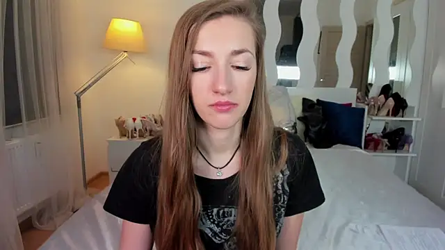 KateRedgar online show from 01.29.25