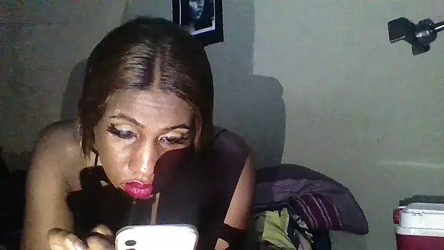 Moorella1 online show from 10.01.25