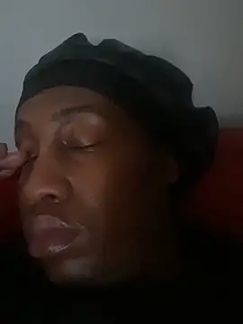 Moorella1 online show from 11.05.25