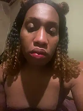 Snapshot of Moorella1 chatting on 02.05.26 Moorella1 online show from 02.05.26