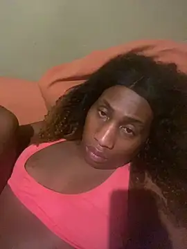 Snapshot of Moorella1 chatting on 02.16.26 Moorella1 online show from 02.16.26