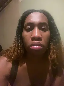 Snapshot of Moorella1 chatting on 02.19.26 Moorella1 online show from 02.19.26