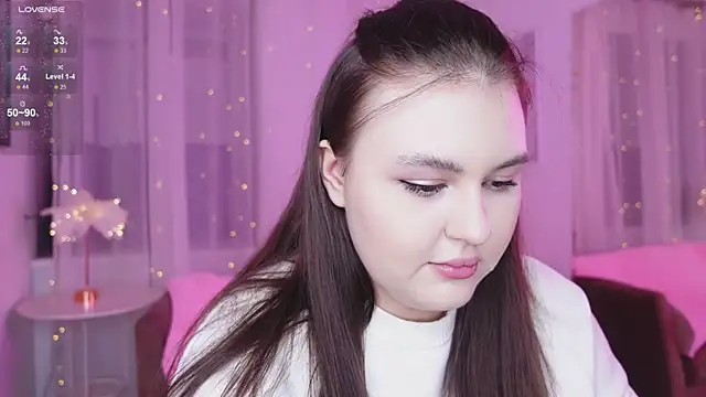 Snapshot of Mia__Peach chatting on 03.21.25 Mia Peach online show from 03.21.25