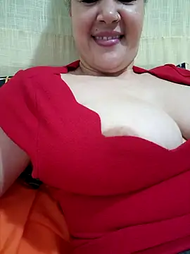 lamorbosa37 online show from 12.18.24