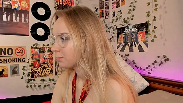 AliciaParkerf online show from 12.13.24