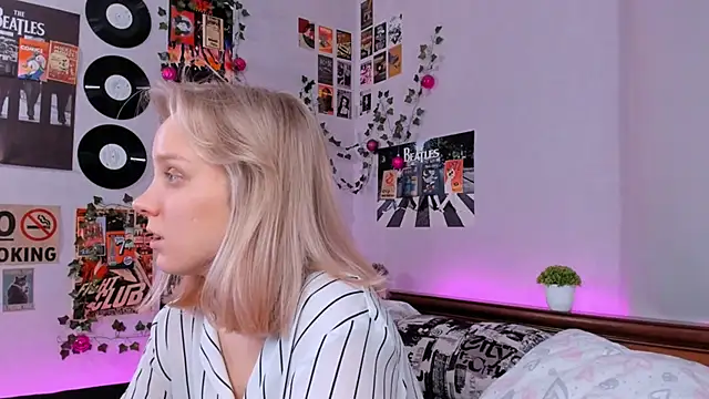 AliciaParkerf online show from 01.20.25